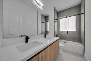 324 NE 15th St, Cape Coral, FL 33909 - Photo 11