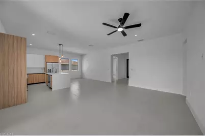 324 NE 15th St, Cape Coral, FL 33909 - Photo 13