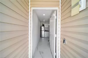 2505 NW 28th St, Cape Coral, FL 33993 - Photo 23