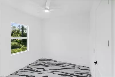 333 Lownde Ave S, Lehigh Acres, FL 33974 - Photo 29