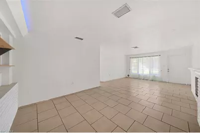 4051 Rainbow Dr, Fort Myers, FL 33916 - Photo 11