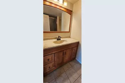9640 Windsor Gardens Ln #104, Fort Myers, FL 33919 - Photo 11