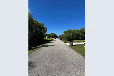 3407 31st St W, Lehigh Acres, FL 33971 - Photo 5