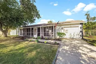 977 Winsome Rd, North Fort Myers, FL 33903 - Photo 1