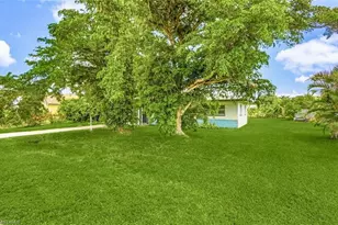 213 SE 47th St, Cape Coral, FL 33904 - Photo 3