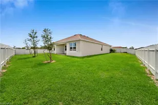 1905 NW 23rd St, Cape Coral, FL 33993 - Photo 27