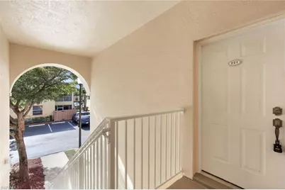 4125 Bellasol Cir #221, Fort Myers, FL 33916 - Photo 3