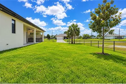 2416 NE 24th Ave, Cape Coral, FL 33909 - Photo 7