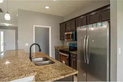 2903 26th St SW, Lehigh Acres, FL 33976 - Photo 7