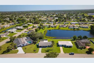 208 S Lake Dr, Lehigh Acres, FL 33936 - Photo 25