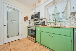 208 S Lake Dr, Lehigh Acres, FL 33936 - Photo 11