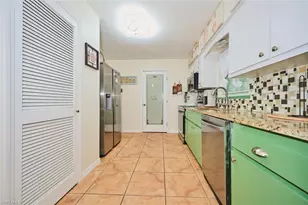 208 S Lake Dr, Lehigh Acres, FL 33936 - Photo 9