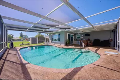208 S Lake Dr, Lehigh Acres, FL 33936 - Photo 21