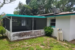 6683 E Tropicana Dr, Fort Myers, FL 33919 - Photo 9