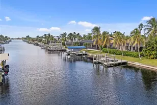 2206 SW 51st St, Cape Coral, FL 33914 - Photo 5