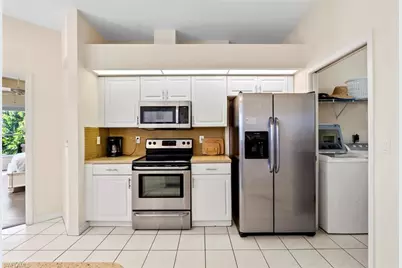 2206 SW 51st St, Cape Coral, FL 33914 - Photo 13