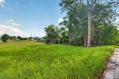 4018 10th St SW, Lehigh Acres, FL 33976 - Photo 23
