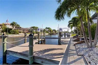 2303 SW 39th St, Cape Coral, FL 33914 - Photo 5