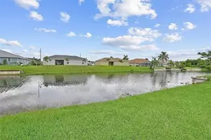 321 SE 2nd St, Cape Coral, FL 33990 - Photo 31