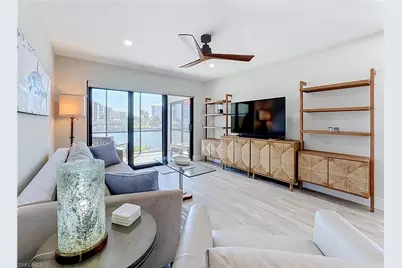 200 Lenell Rd #117, Fort Myers Beach, FL 33931 - Photo 5
