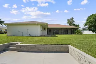 315 SE 20th Ct, Cape Coral, FL 33990 - Photo 43