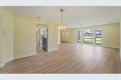315 SE 20th Ct, Cape Coral, FL 33990 - Photo 7