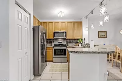 10095 Pacific Pines Ave, Fort Myers, FL 33966 - Photo 11