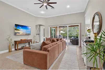 11279 Lithgow Ln, Fort Myers, FL 33913 - Photo 5