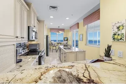 14200 Royal Harbour Ct #902, Fort Myers, FL 33908 - Photo 5
