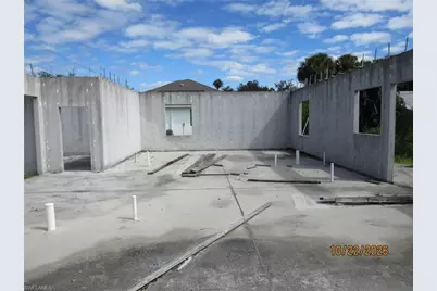 303 W 6th St, Lehigh Acres, FL 33972 - Photo 9