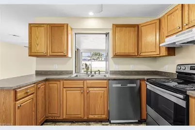 1117 SE 23rd St, Cape Coral, FL 33990 - Photo 17