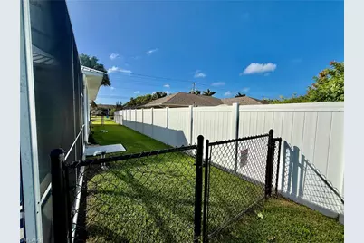 727 Milwaukee Blvd, Lehigh Acres, FL 33974 - Photo 37