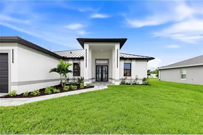 1802 SW 3rd Ter, Cape Coral, FL 33991 - Photo 11