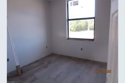 1165 Augusta St E, Lehigh Acres, FL 33974 - Photo 9