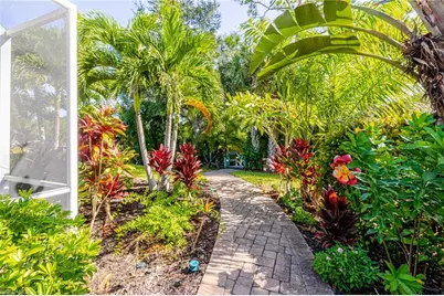 9274 Palm Island Cir, North Fort Myers, FL 33903 - Photo 29