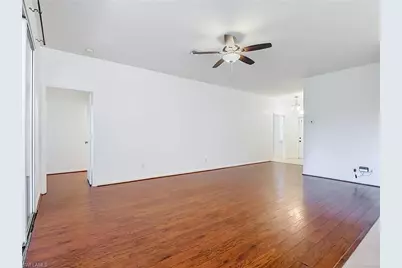 208 Stanhope Cir, Naples, FL 34104 - Photo 15
