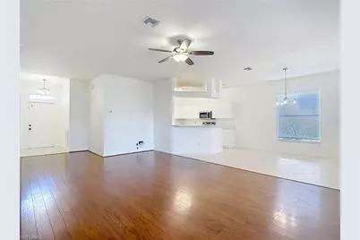 208 Stanhope Cir, Naples, FL 34104 - Photo 17