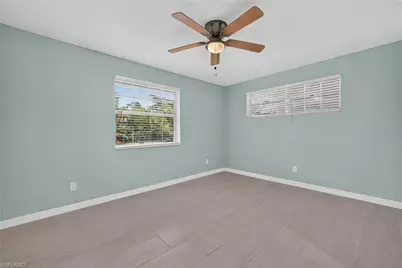 94 Gold Key Ct, North Fort Myers, FL 33917 - Photo 23