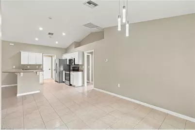 1138 NW 15th Ter, Cape Coral, FL 33993 - Photo 15