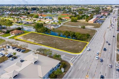 1519-1531 NE 2nd St, Cape Coral, FL 33909 - Photo 1