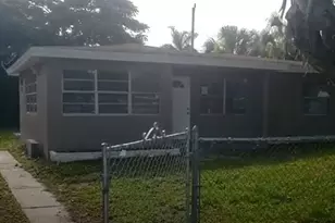 1613 Pawnee St, Fort Myers, FL 33916 - Photo 1