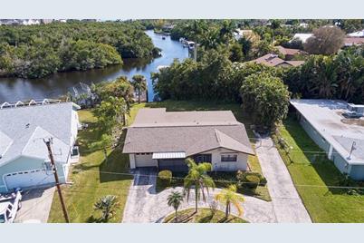 457 Grenier Dr, North Fort Myers, FL 33903 - Photo 1