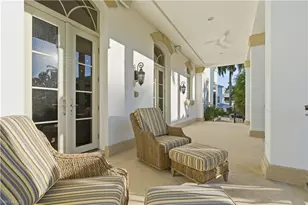 40 5th Ave S, Naples, FL 34102 - Photo 9