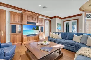 40 5th Ave S, Naples, FL 34102 - Photo 21