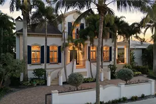 40 5th Ave S, Naples, FL 34102 - Photo 1