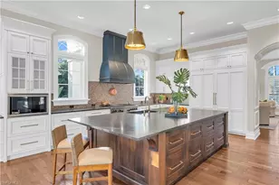 40 5th Ave S, Naples, FL 34102 - Photo 11