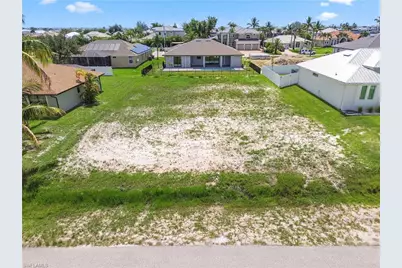 1105 NW 43rd Ave, Cape Coral, FL 33993 - Photo 3