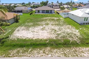 1105 NW 43rd Ave, Cape Coral, FL 33993 - Photo 3