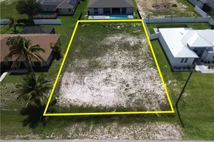 1105 NW 43rd Ave, Cape Coral, FL 33993 - Photo 13