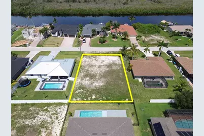 1105 NW 43rd Ave, Cape Coral, FL 33993 - Photo 11